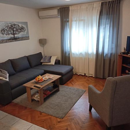 Apartman Mix Zagreb - Maksimir, Kbc Rebro, Free Parking Екстериор снимка